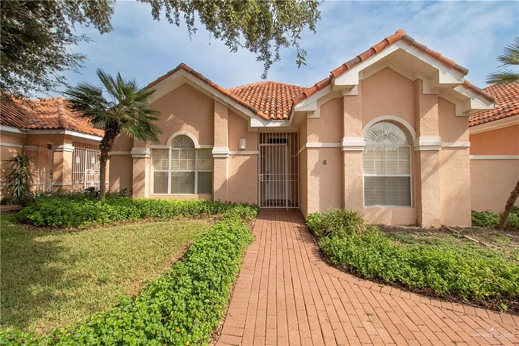 2 bed, 2.0 bath, 1782 sqft, $1,850 — Photo 1