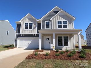 8582 Acadia Pkwy, Sherrills Ford, NC 28673