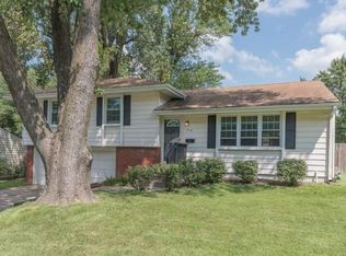7714 NE 54th St, Kansas City, MO 64119