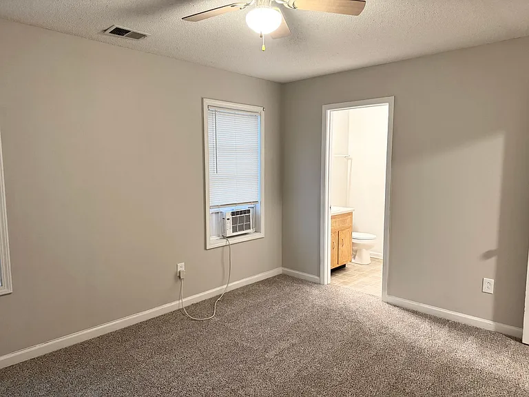 310 Pappy Dr — Photo 34