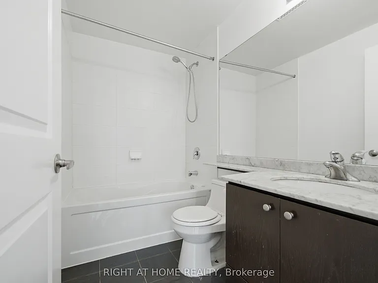 50 Absolute Ave #3806 — Photo 13
