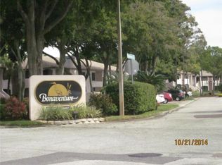 3028 Bonaventure Cir APT 201, Palm Harbor, FL 34684