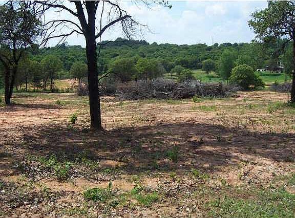 2nd image of 2 SE Eagle Wood Lot 2
