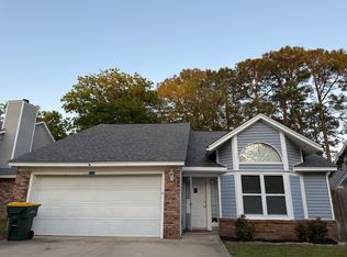377 Canterbury Cir NW, Fort Walton Beach, FL 32548