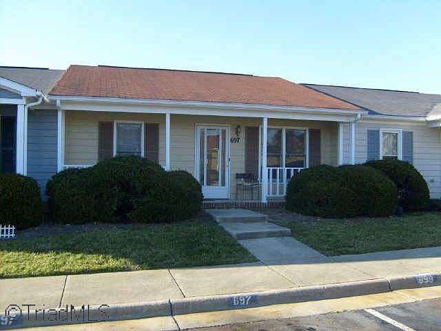 1st image of 697 Mystic Dr