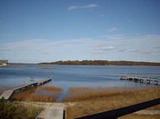 16 Cold Spring Ct, Southampton, NY 11968