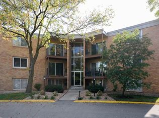9141 Highway 55 APT 305, Minneapolis, MN 55427