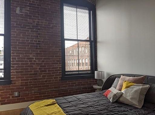 5th image of 87 Washington St #204