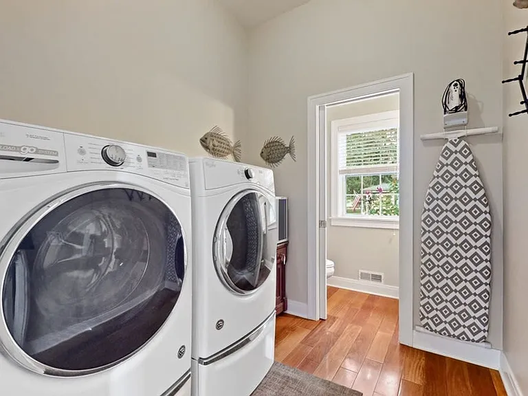 Laundry Room Cabinet