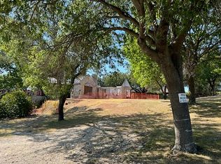 301 Paint Pony Trl, Fort Worth, TX 76108