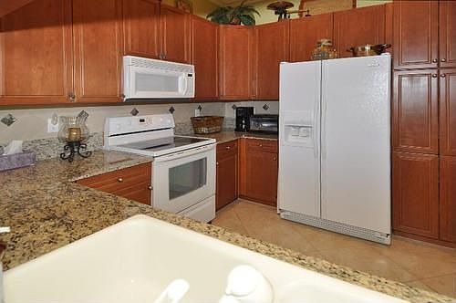 5th image of 3552 Parkside Dr