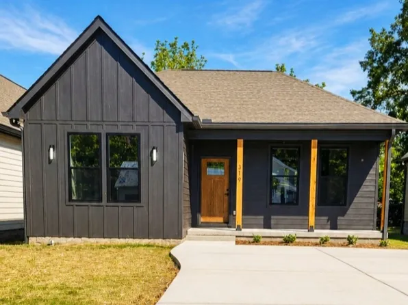 319 Jackson St, White Bluff, TN 37187