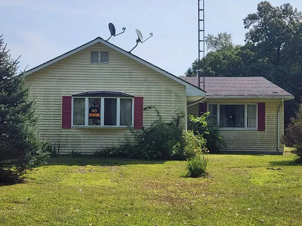 8640 S Us Highway 35, Monterey, IN 46960