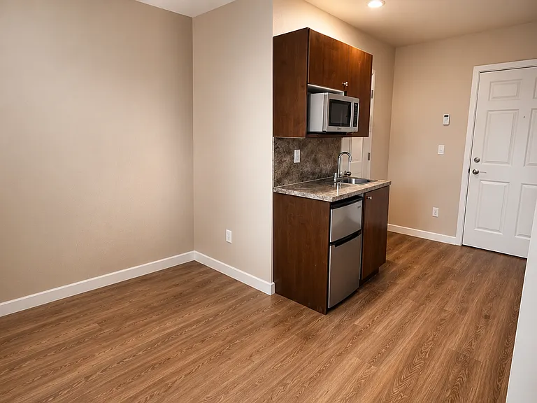 Vision 5 Apartments — Photo 63