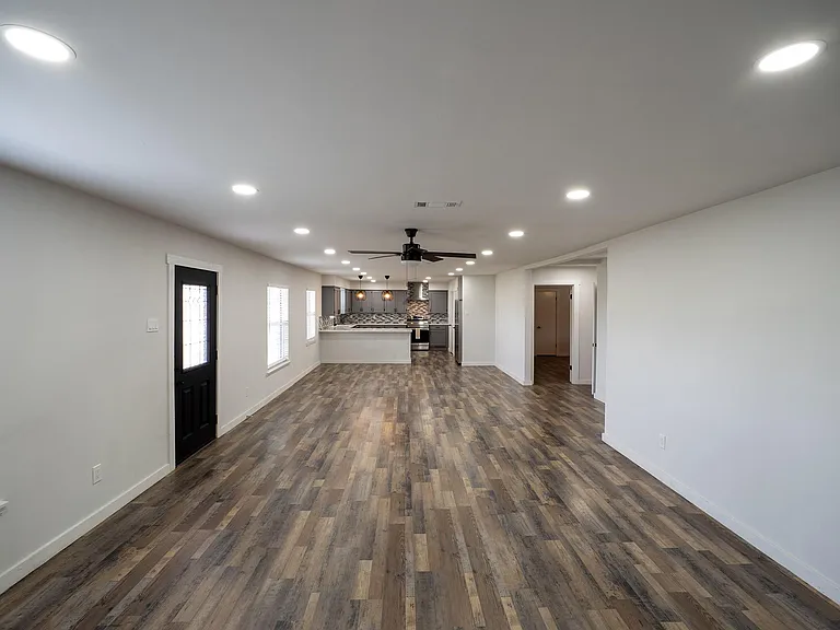 375 Brown Rd — Photo 7