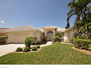 1030 Tivoli Ct, Naples, FL 34104