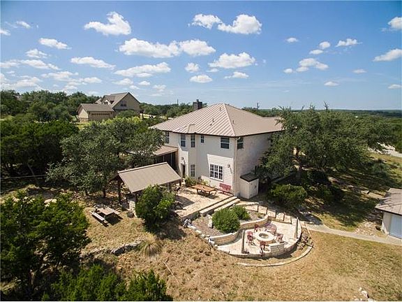 3rd image of 707 Blue Hills Dr