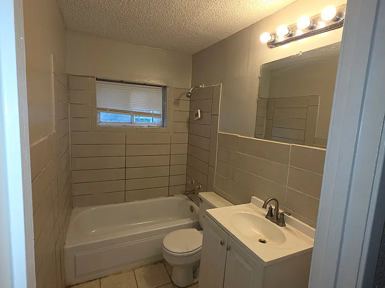 972 Peabody Ave #2 — Photo 6