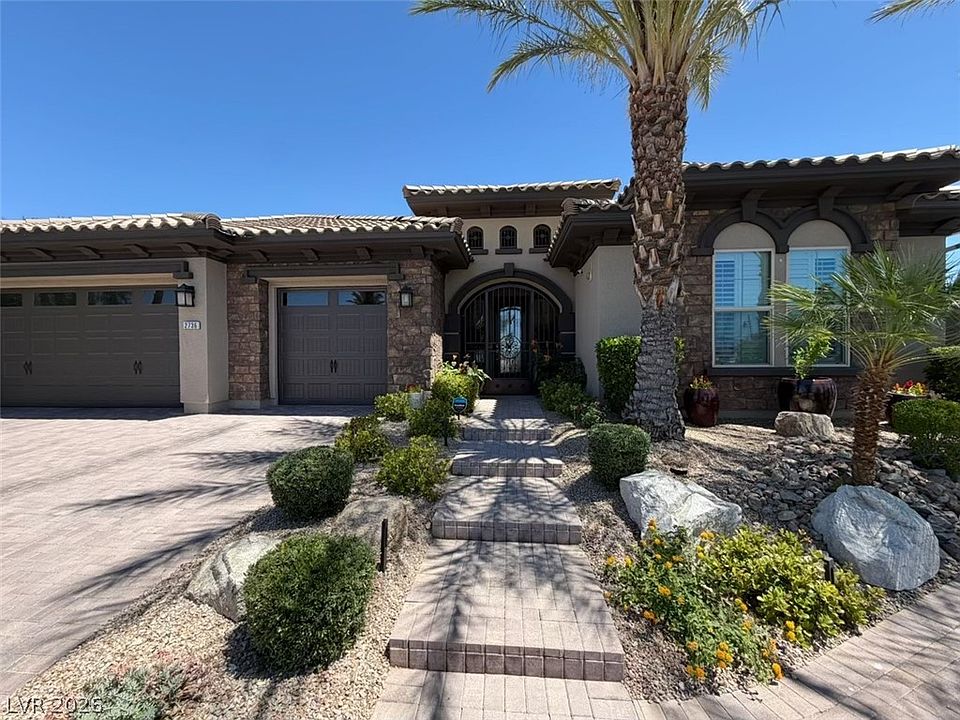 1st image of 2736 Bonaparte Ln
