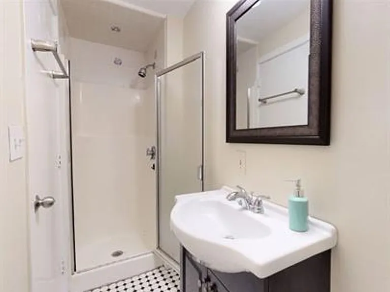 137 Glenville Ave #2 — Photo 9