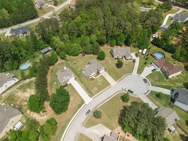 2154 Braswell Ln — Photo 2
