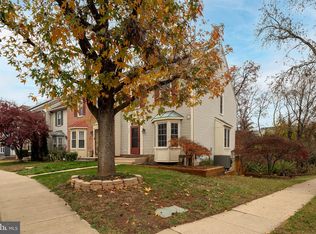 14201 Oakpointe Dr, Laurel, MD 20707