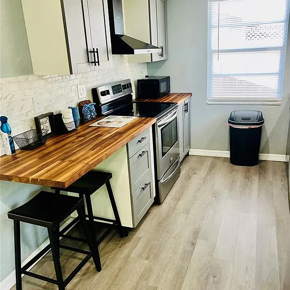 3405 Wilson Dr — Photo 9