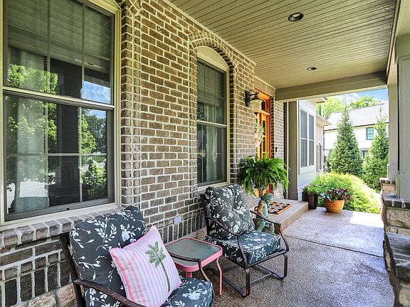 3rd image of 4939 Morgans Creek Ct
