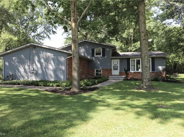 8664 Olde 8 Rd, Northfield, OH 44067