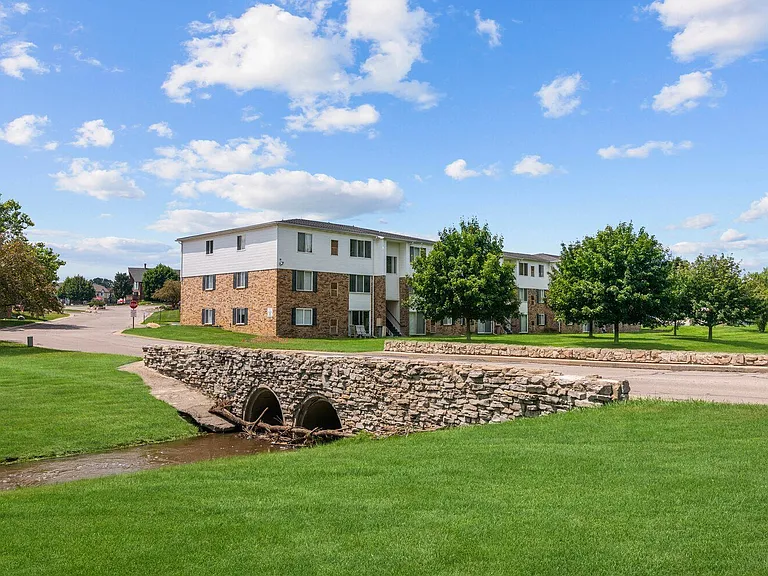 Residences at Grand Blanc Apartments - Grand Blanc, MI — Photo 39