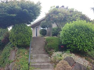 3855 32nd Ave W, Seattle, WA 98199