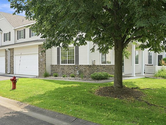 2nd image of 11021 Oak Grove Cir Unit C