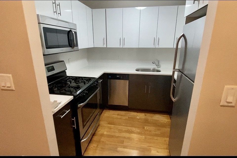 1st image of 96 Steuben St #1AA