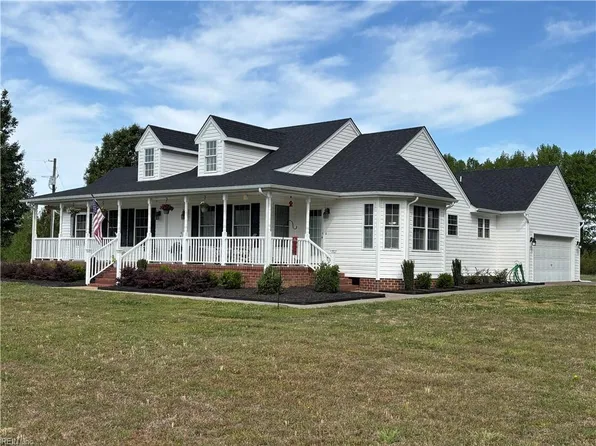 926 Freeman Mill Rd, Suffolk, VA 23438