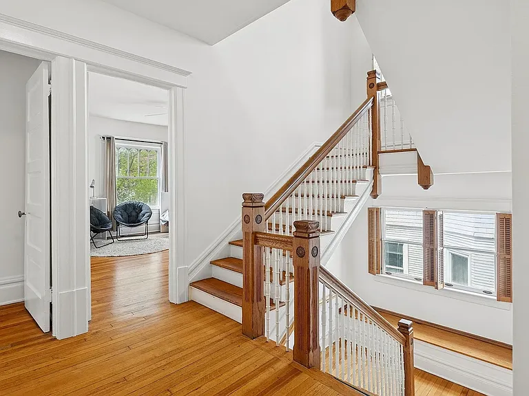 2233 Sherman Ave — Photo 8
