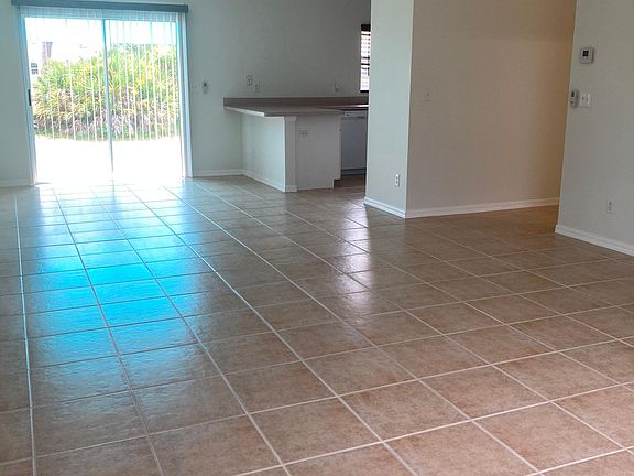 3rd image of 8146 101st Ave