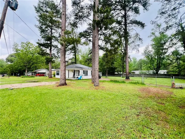 650 Center Rd, Jena, LA 71342