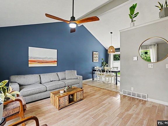 3rd image of 12671 Crown Point Ave