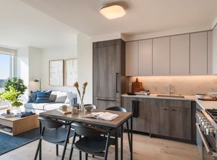 55 Suffolk St APT 1807, New York, NY 10002