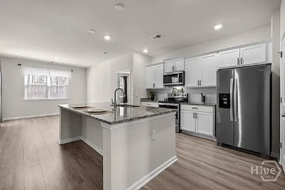 84 Woodford Reserve Dr — Photo 21