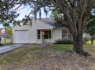 2 Wild Turkey Ct, Savannah, GA 31406