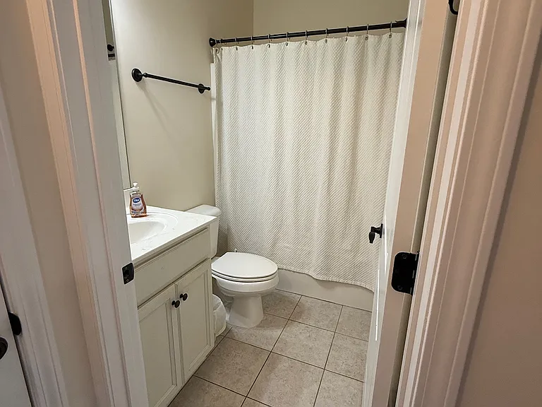 123 Velena St — Photo 13