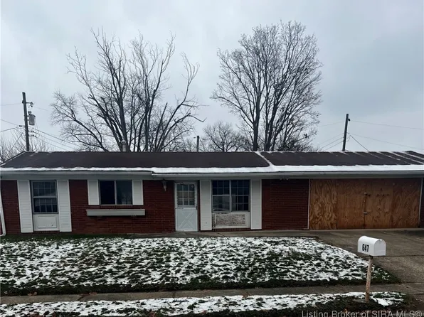 647 Spicewood Drive, Clarksville, IN 47129