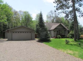 4643 Tanglewood Dr, Eagle River, WI 54521