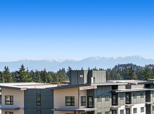 777 Station Ave #303, Langford, BC V9B 2S1