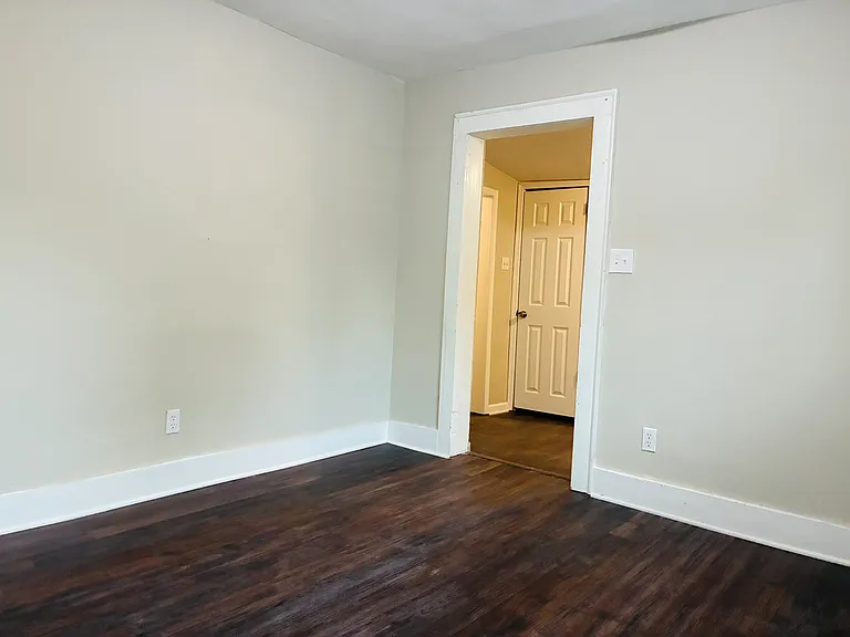 819 Buffalo St #B — Photo 6