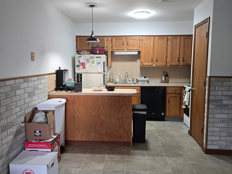 2 165 Old Stage Coach Rd — Photo 3