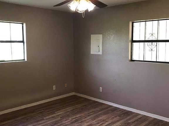 3rd image of 15870 Washington Palm Dr
