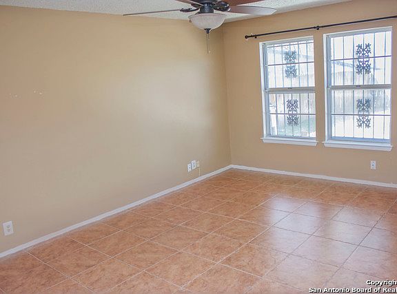 5th image of 8367 Echo Willow Dr