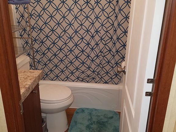 3rd image of 1329 S Lincoln St Trlr 66